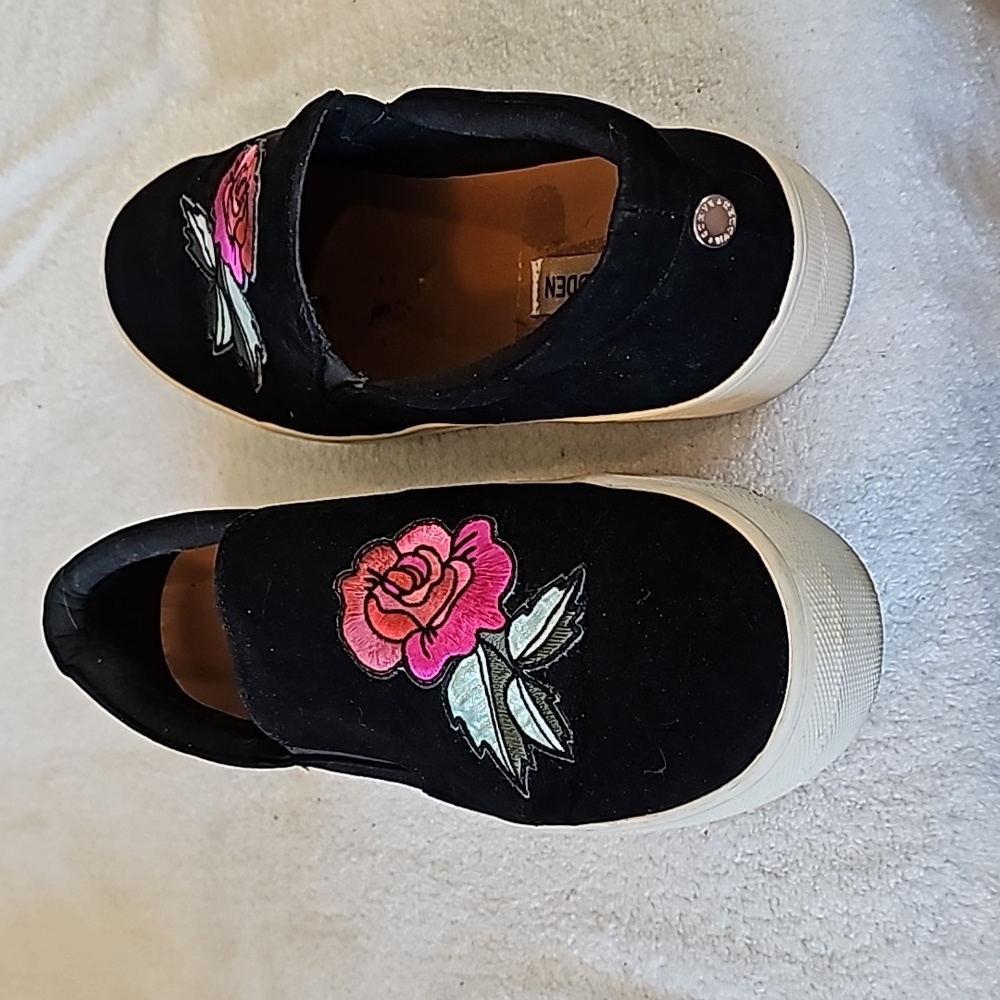 STEVE MADDEN SHOES - Picture 1 of 4